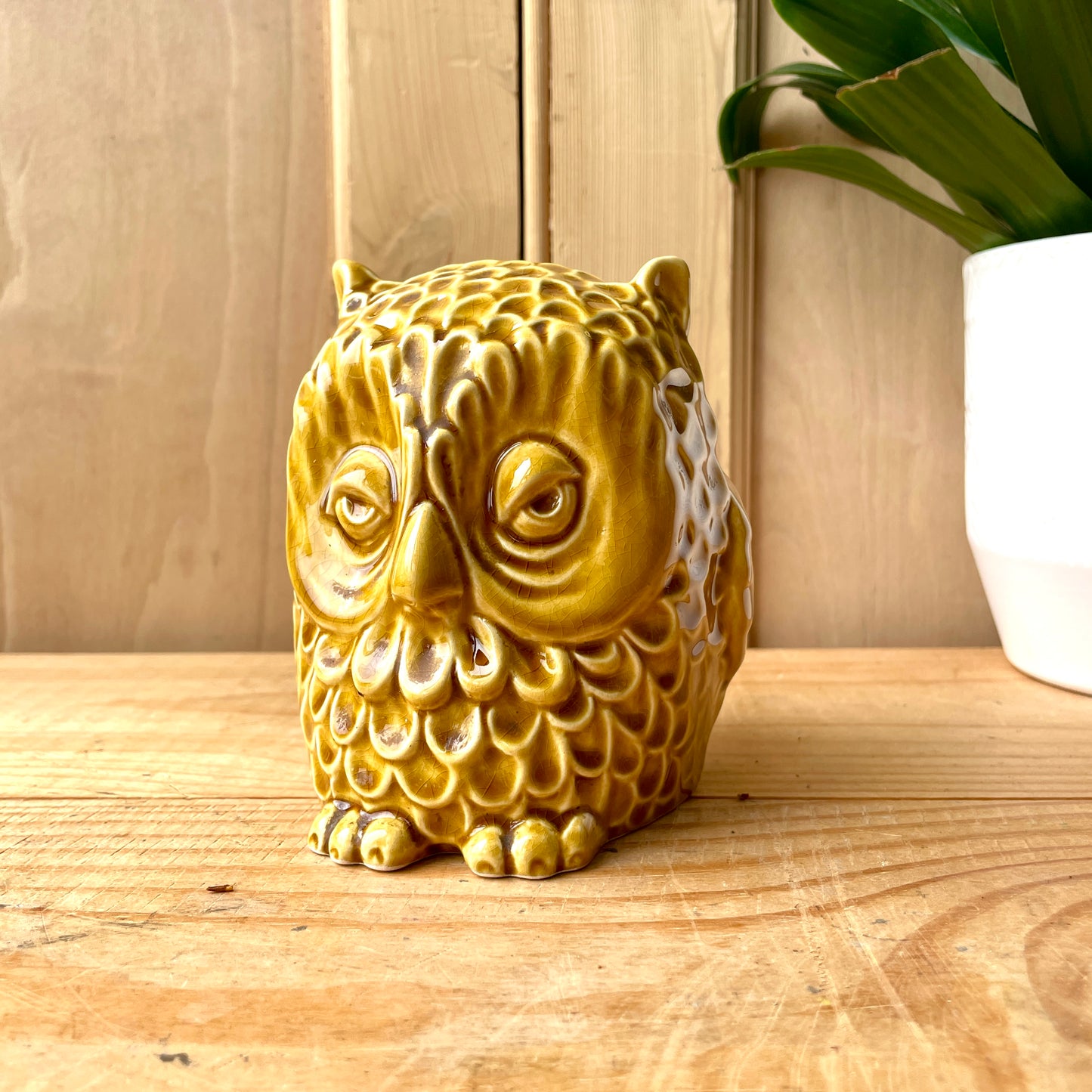 Vintage Sylvac Owl money model 5106