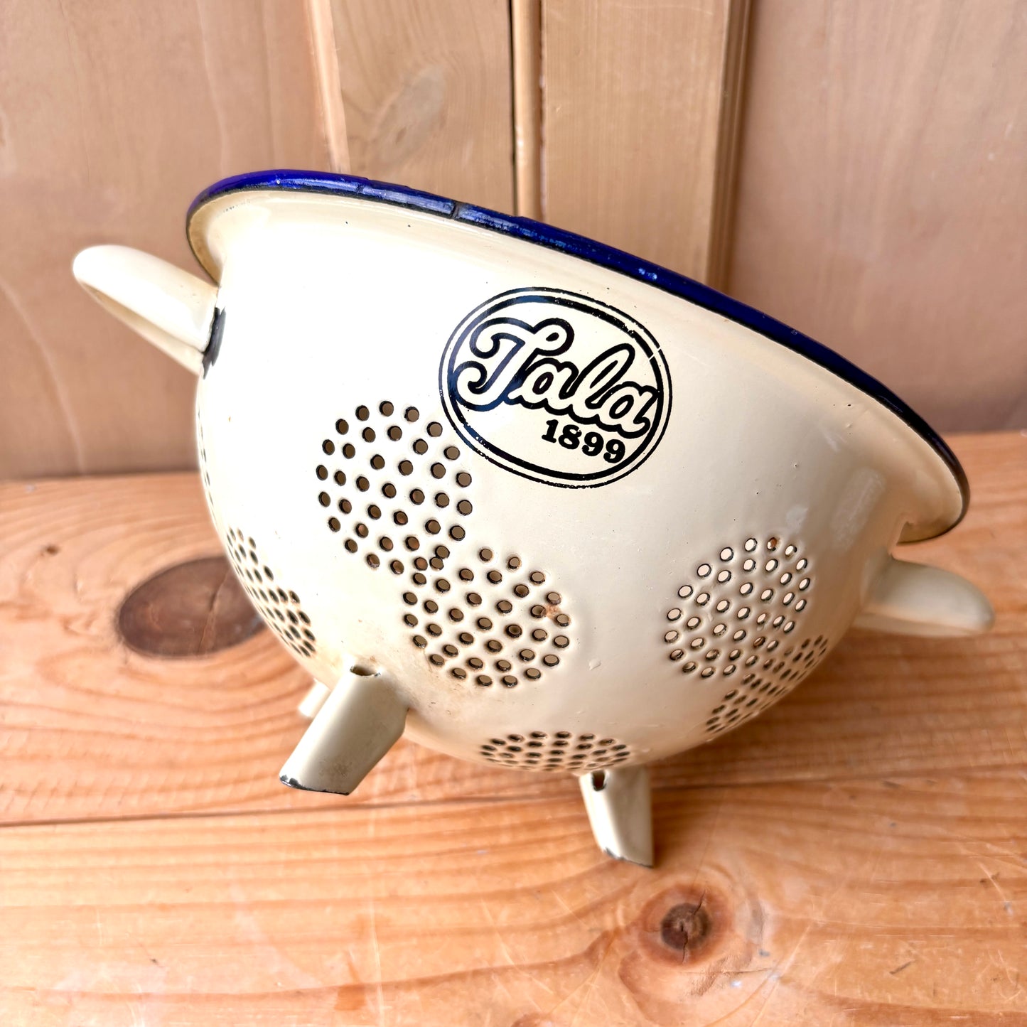 Vintage Enamel Tala Colander