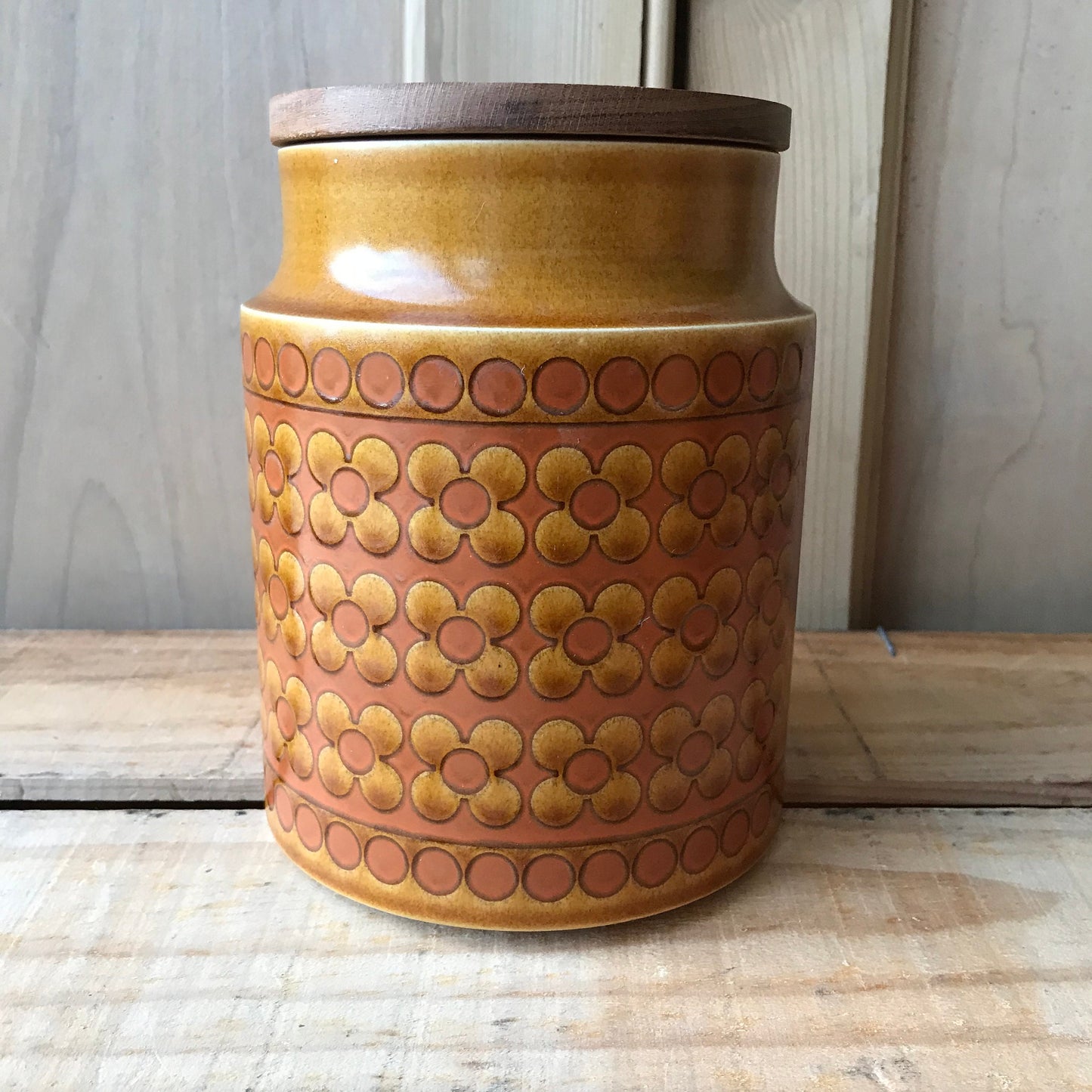 Hornsea Saffron storage jar