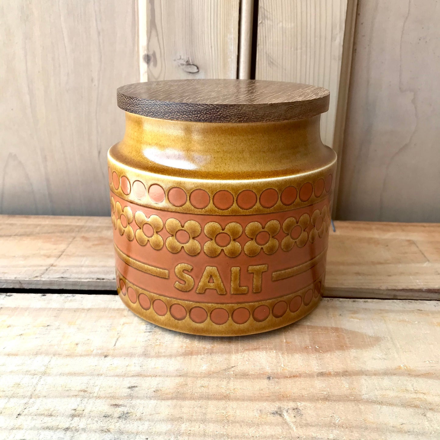 Hornsea Saffron storage jar