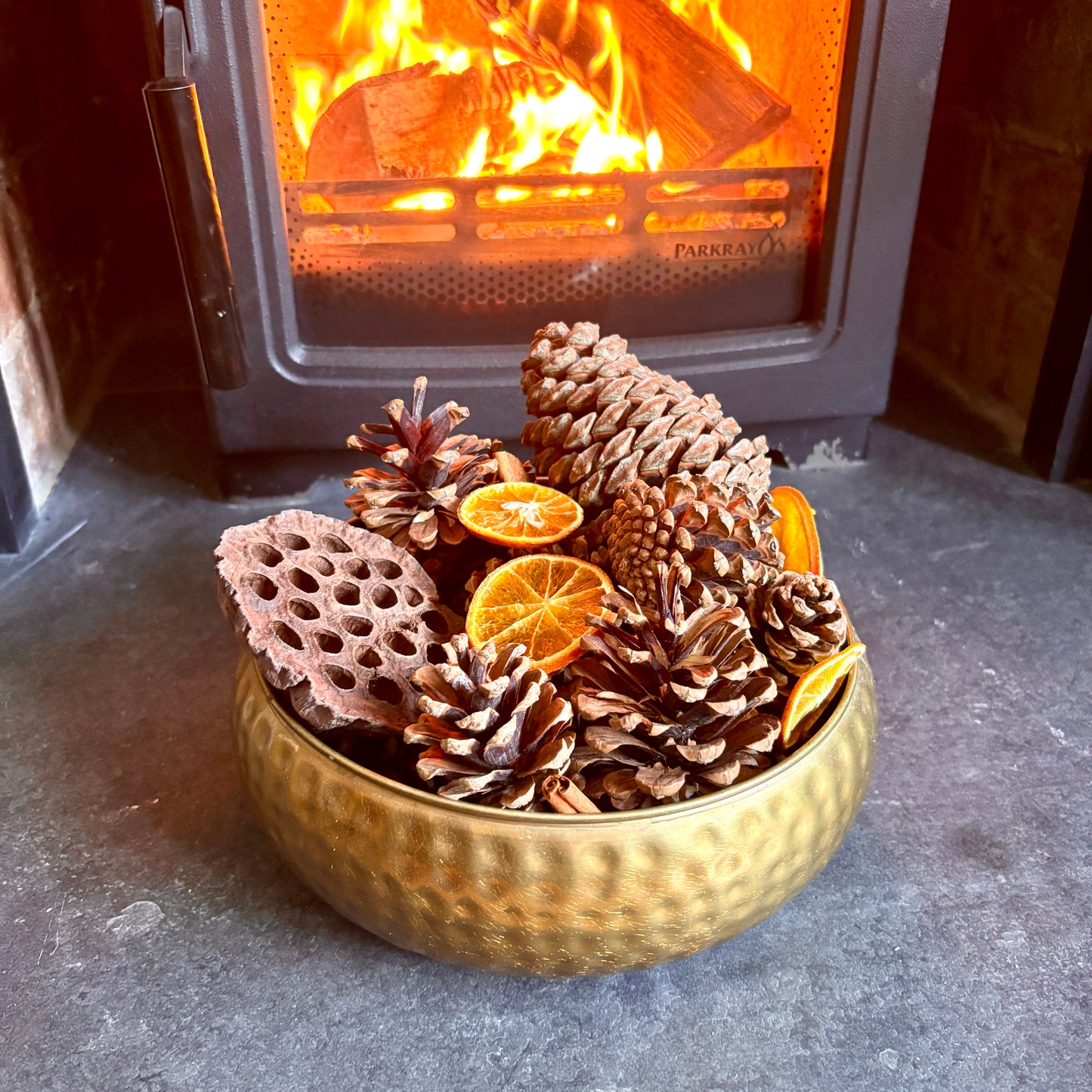 Winter Potpourri, Warming Christmas Scented Potpourri.