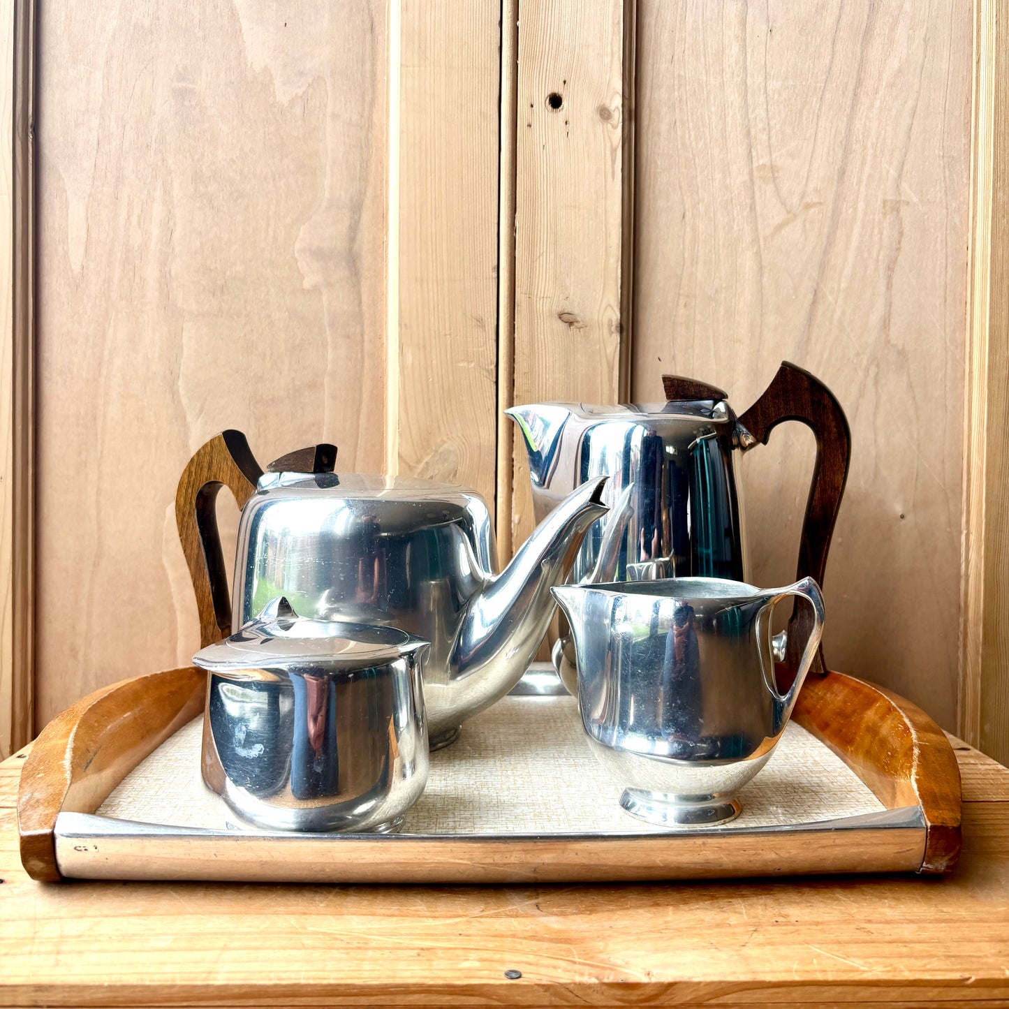 Picquot ware set