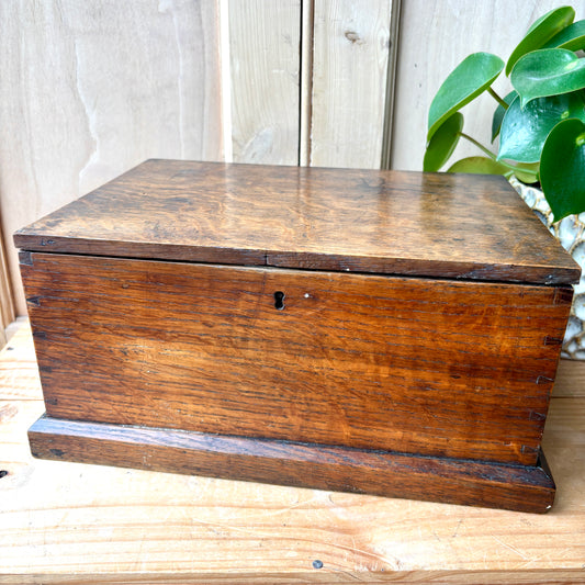 Vintage Oak wooden box