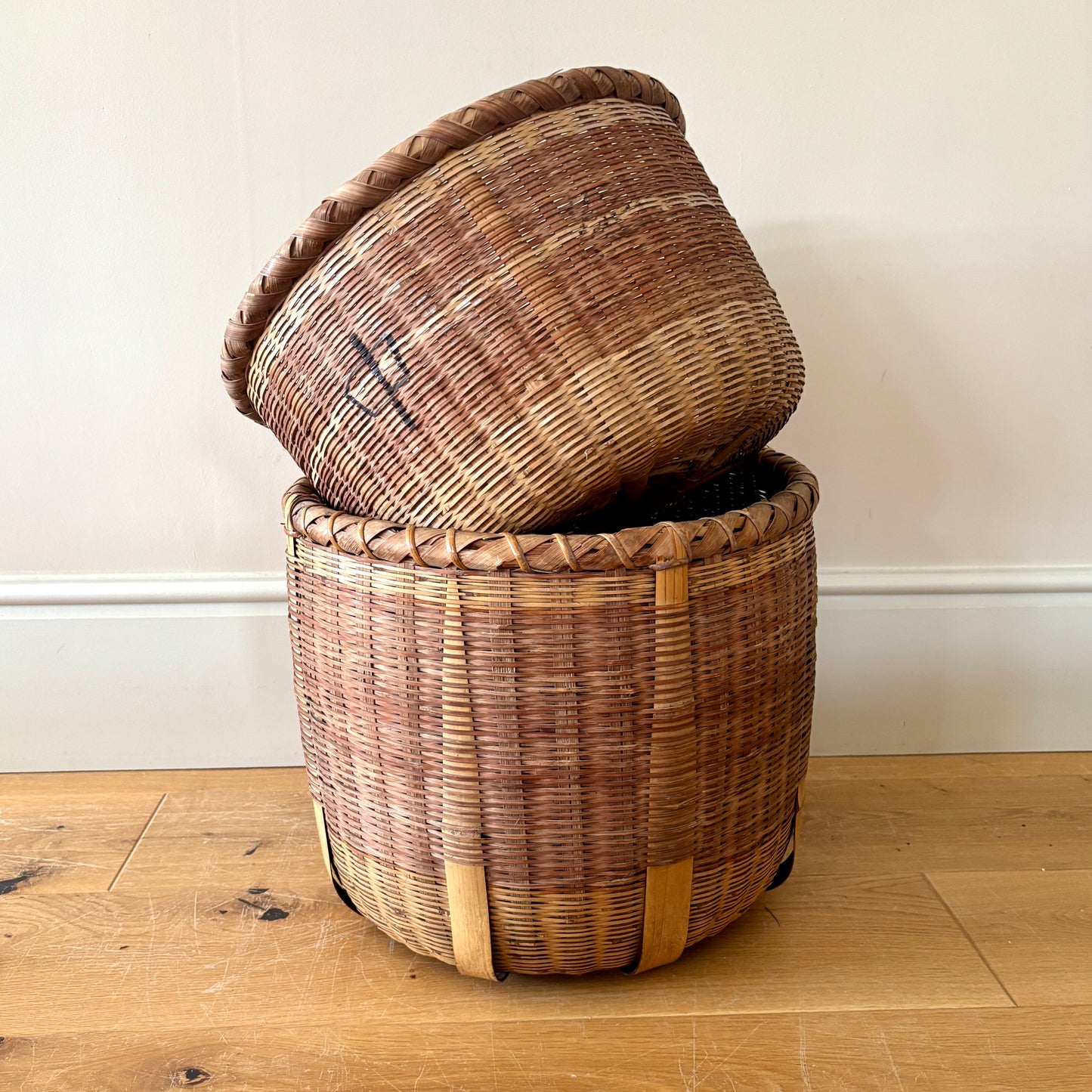 Traditional Japanese Okimono Kago (Storage Basket)
