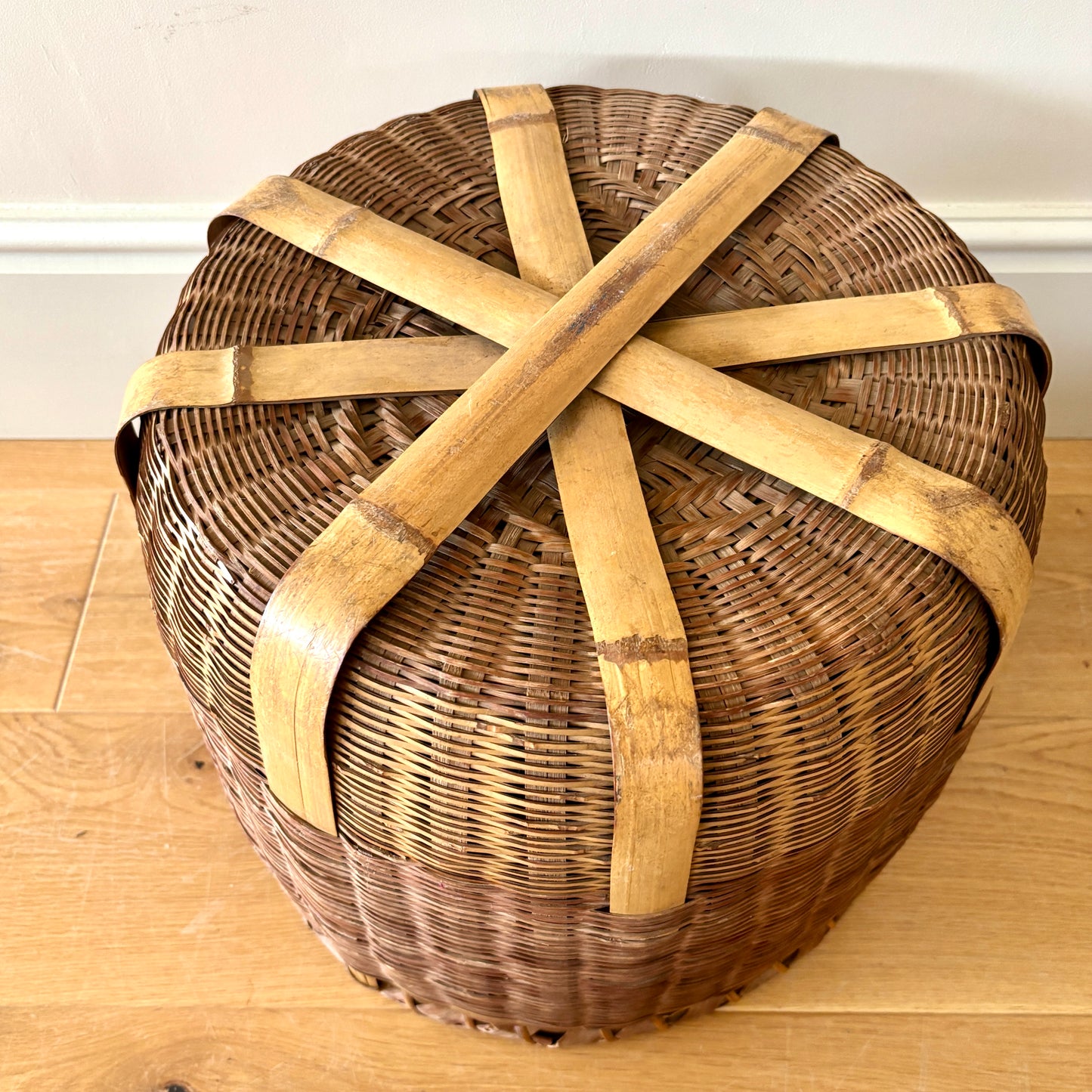 Traditional Japanese Okimono Kago (Storage Basket)