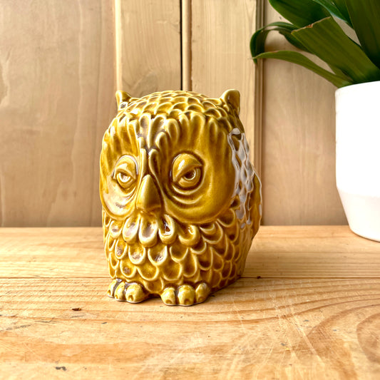 Vintage Sylvac Owl money model 5106