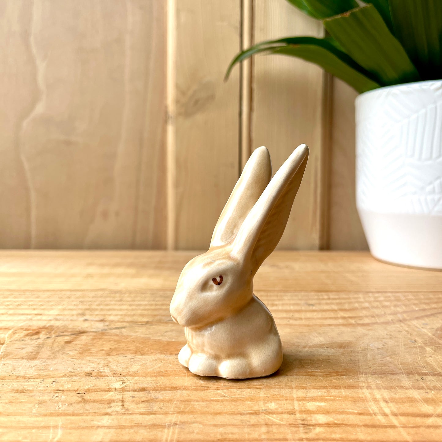 Sylvac Long Eared Rabbit Harry Hare model 1265