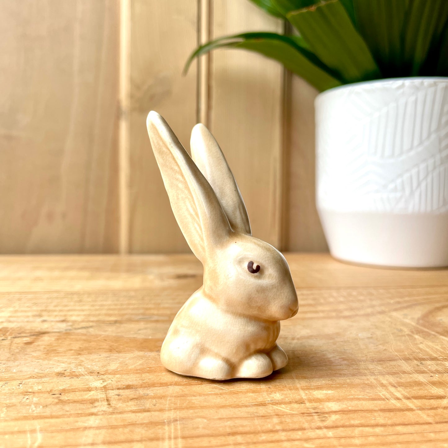 Sylvac Long Eared Rabbit Harry Hare model 1265