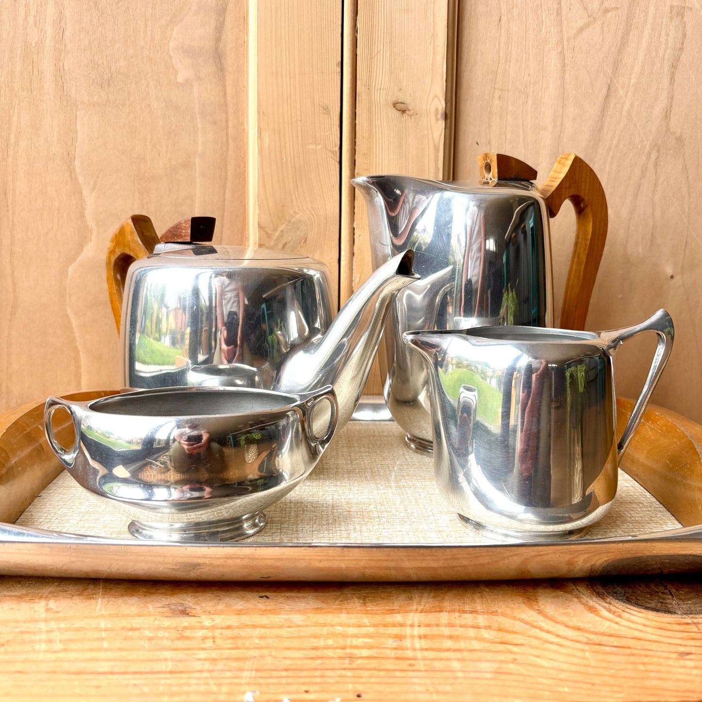 Vintage Picquot ware set