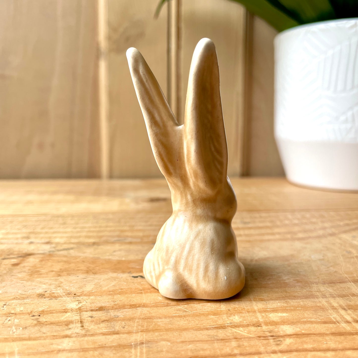 Sylvac Long Eared Rabbit Harry Hare model 1265