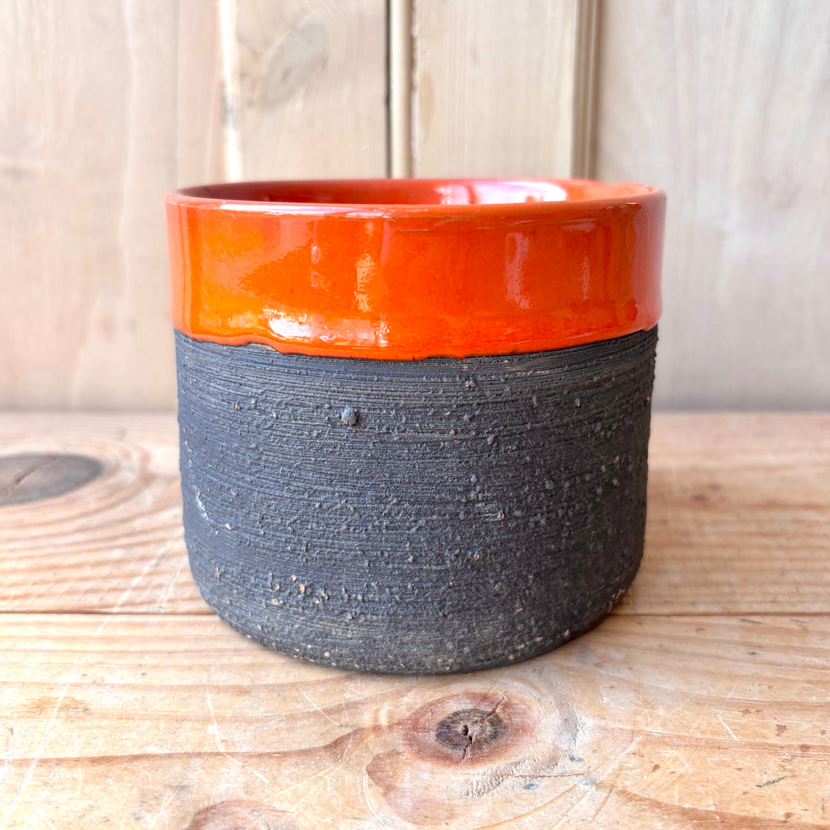 West German Veinberg Keramik Plant pot