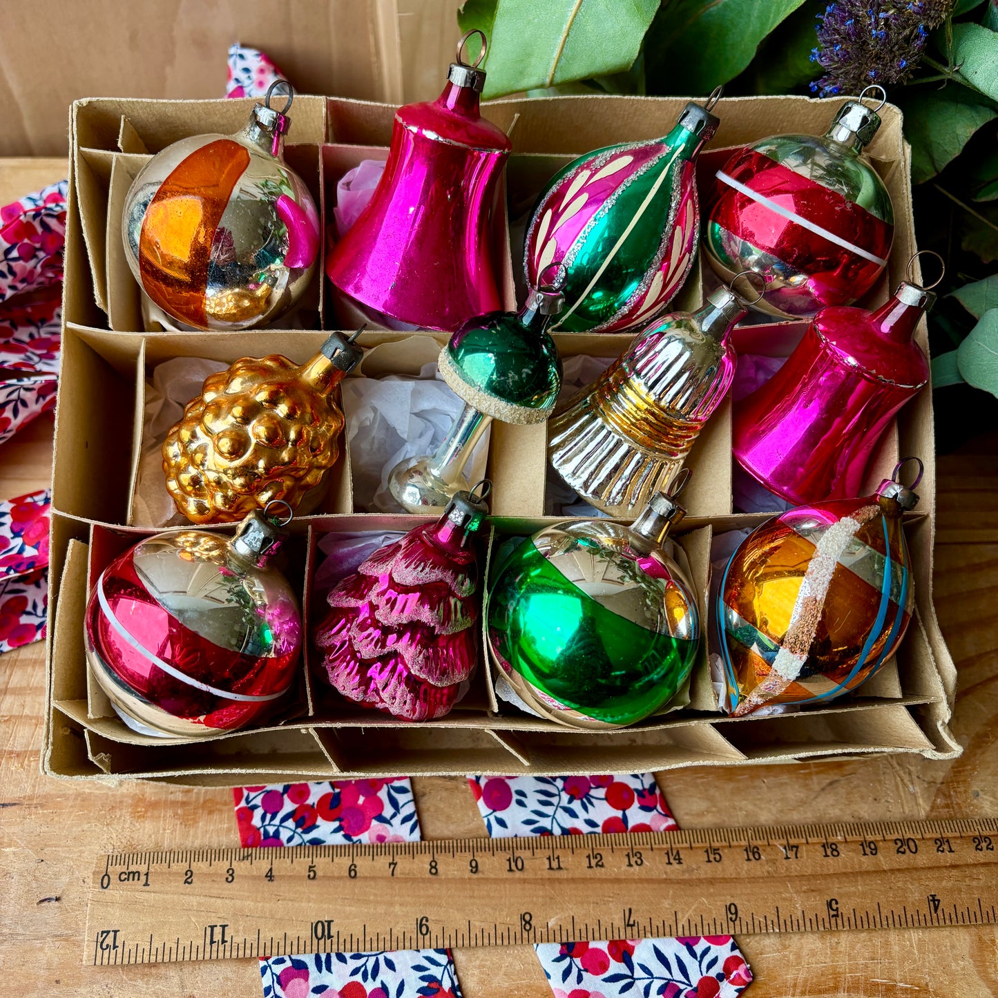 Twelve vintage baubles