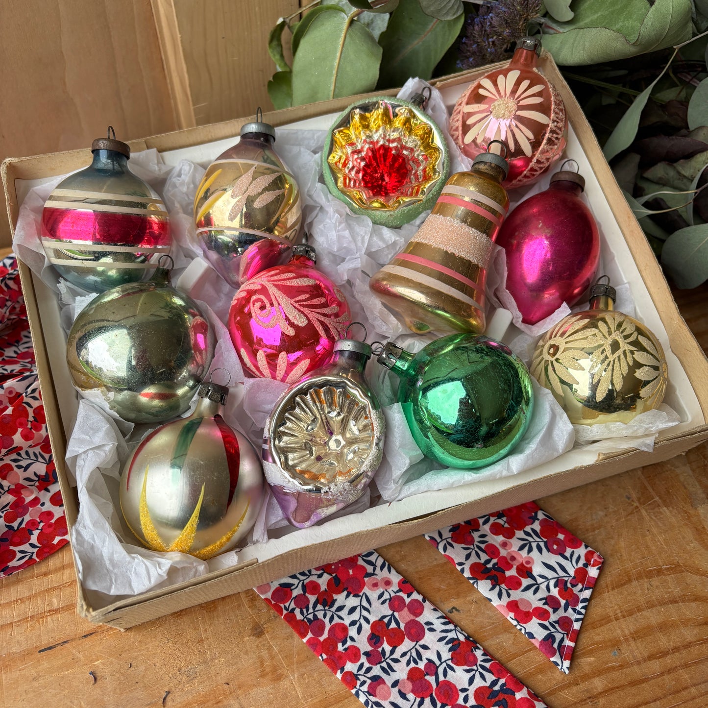 Twelve vintage baubles