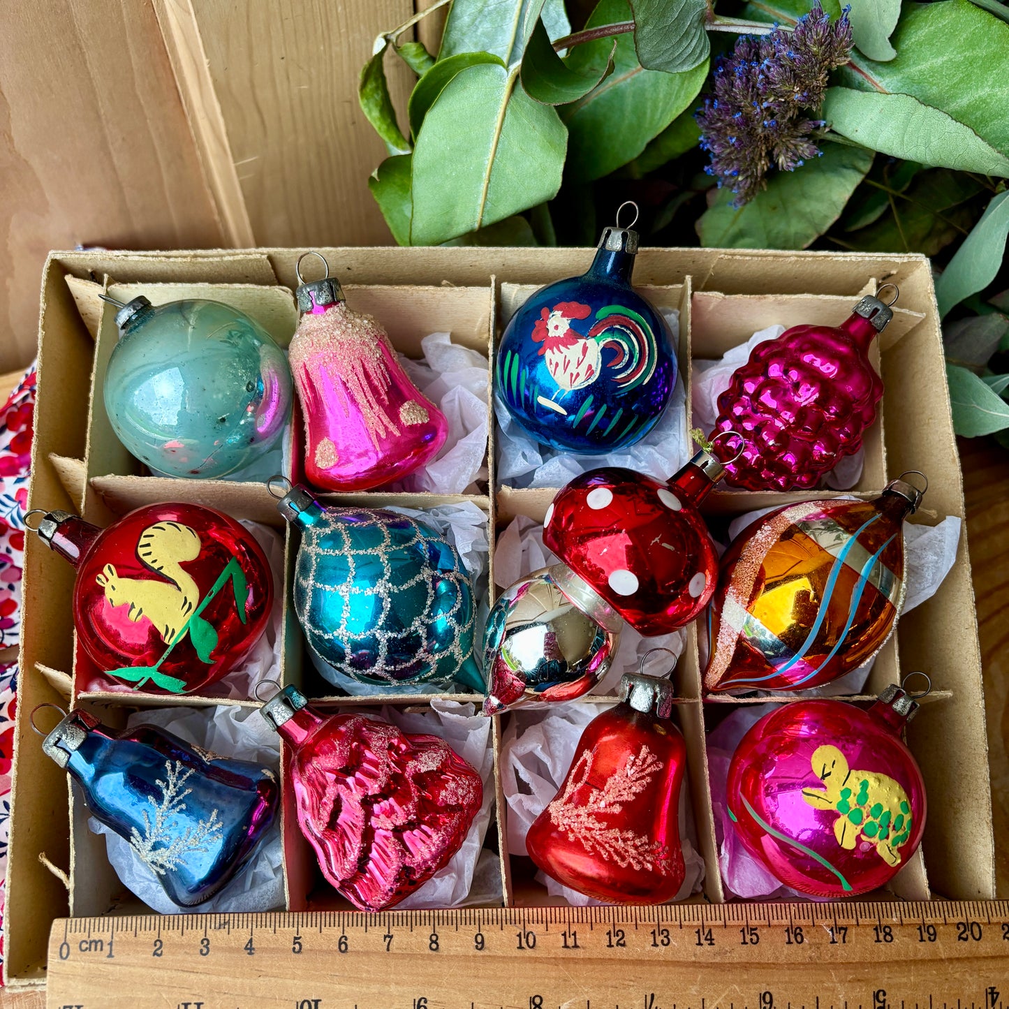Twelve vintage baubles