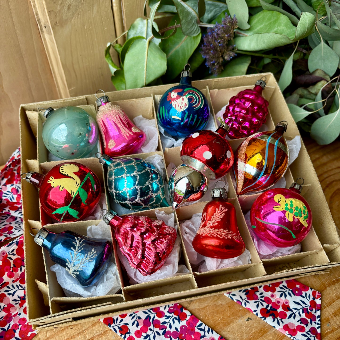 Twelve vintage baubles