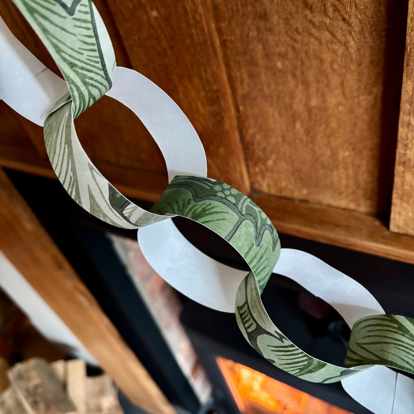 Christmas Paper Chain Kit | 3m Garland | Simple Festive Craft