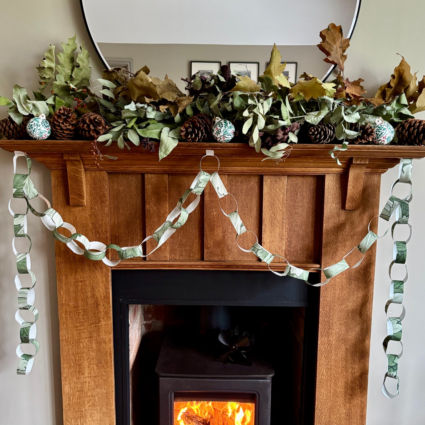 Christmas Paper Chain Kit | 3m Garland | Simple Festive Craft