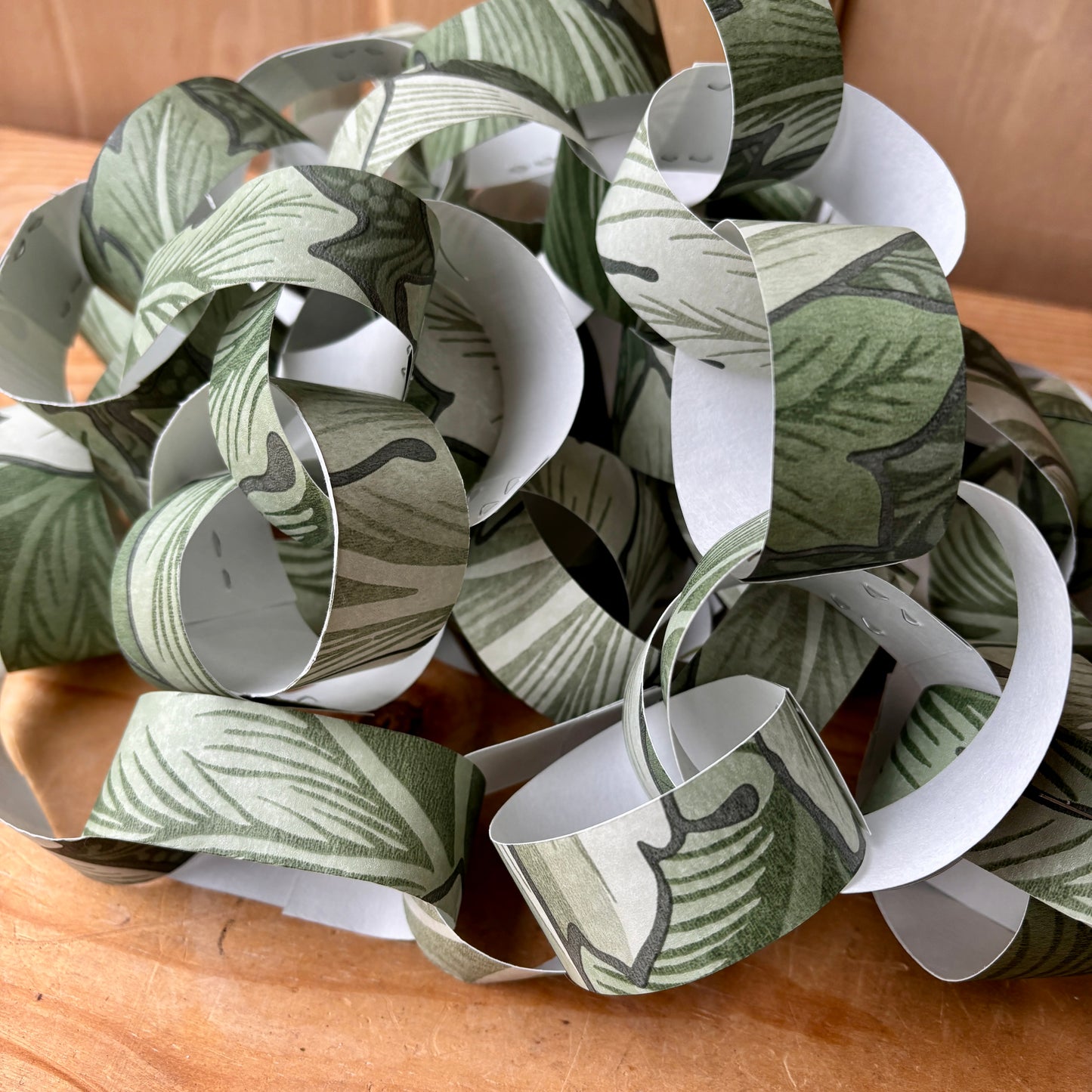 Christmas Paper Chain Kit | 3m Garland | Simple Festive Craft