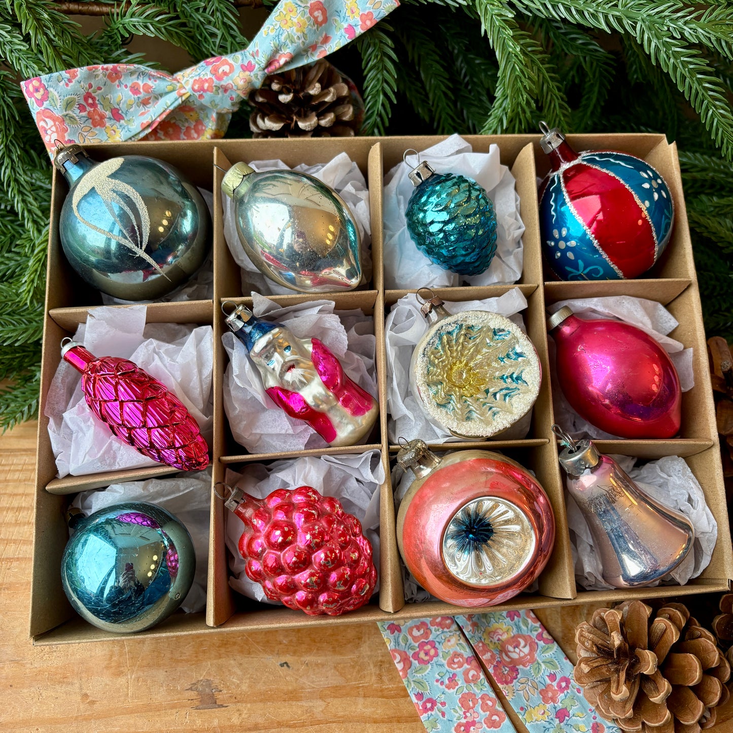 Twelve pink and blue vintage baubles
