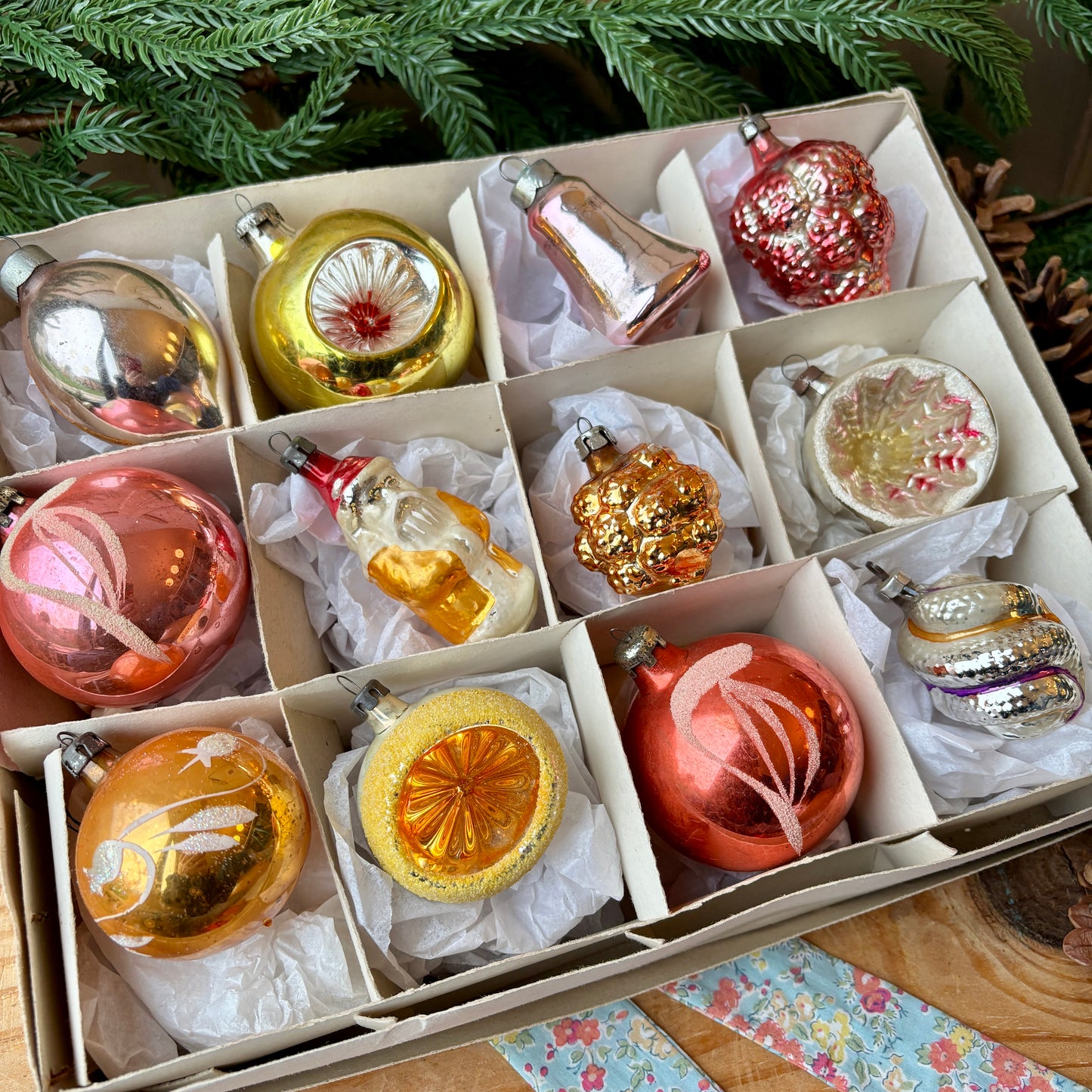 Twelve mixed pastel vintage baubles