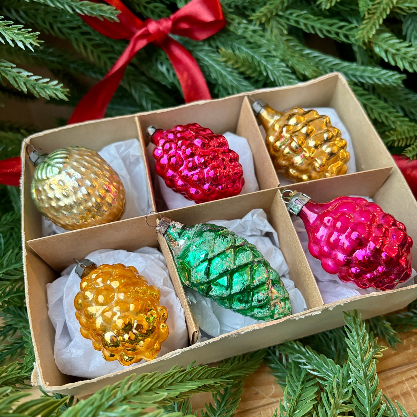 Six vintage grape baubles