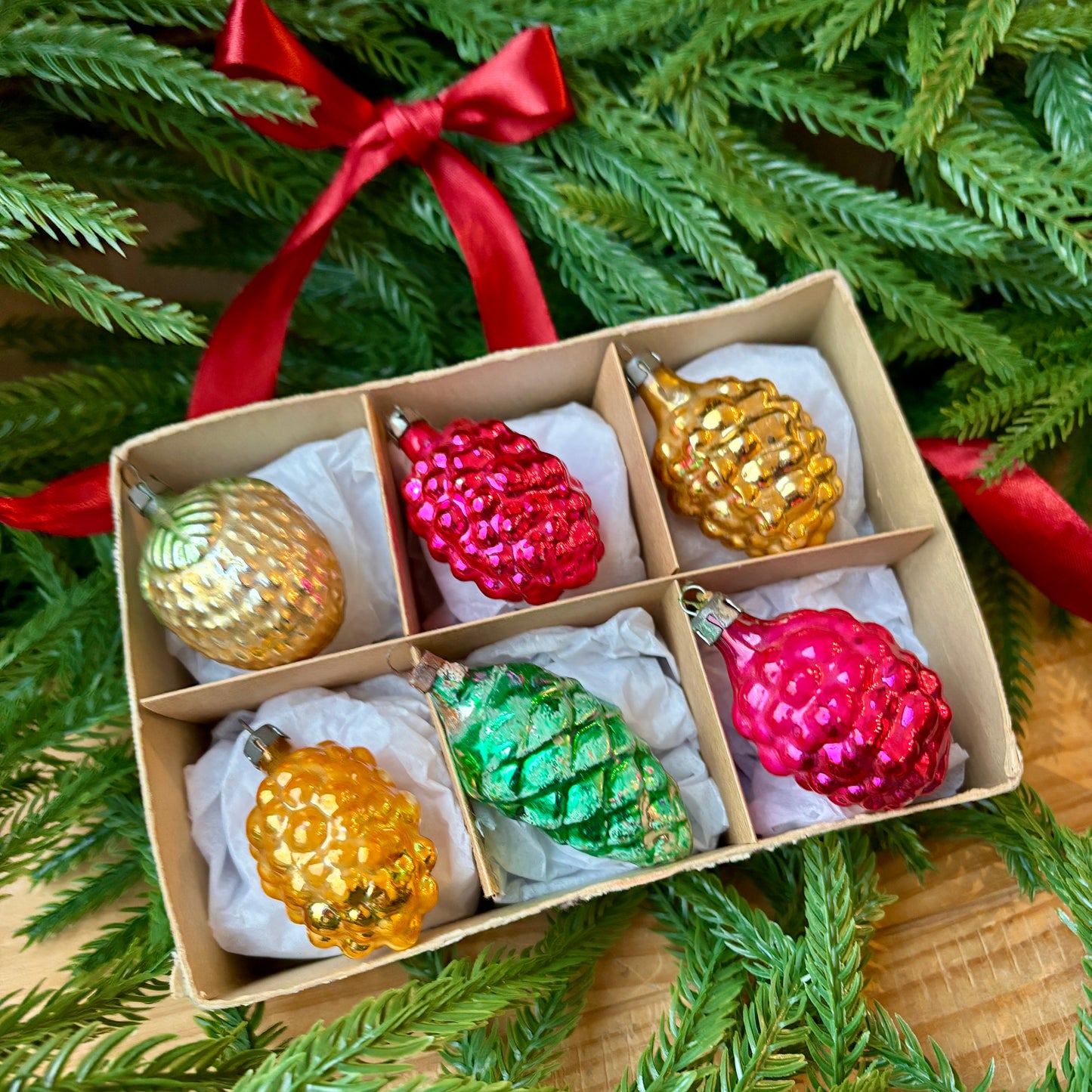 Six vintage grape baubles