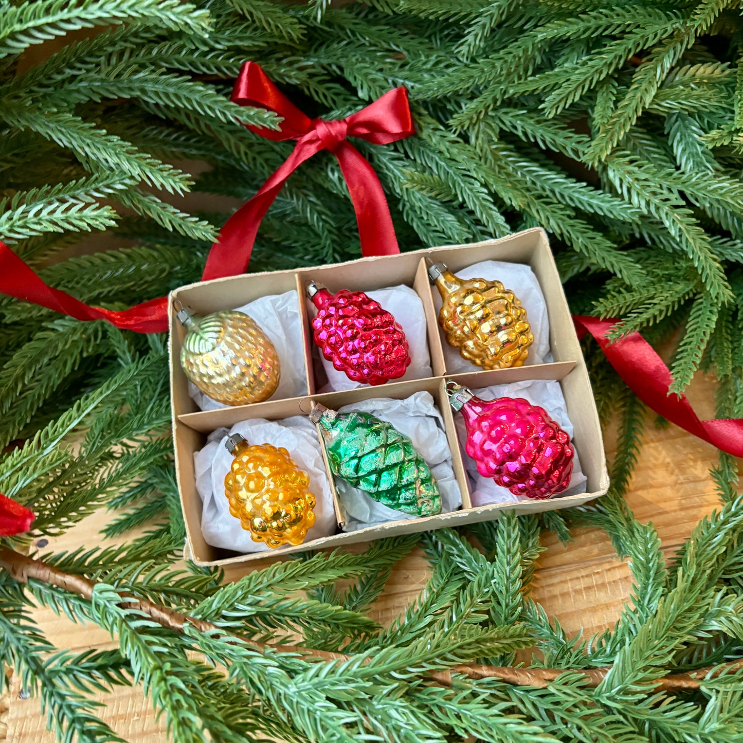 Six vintage grape baubles