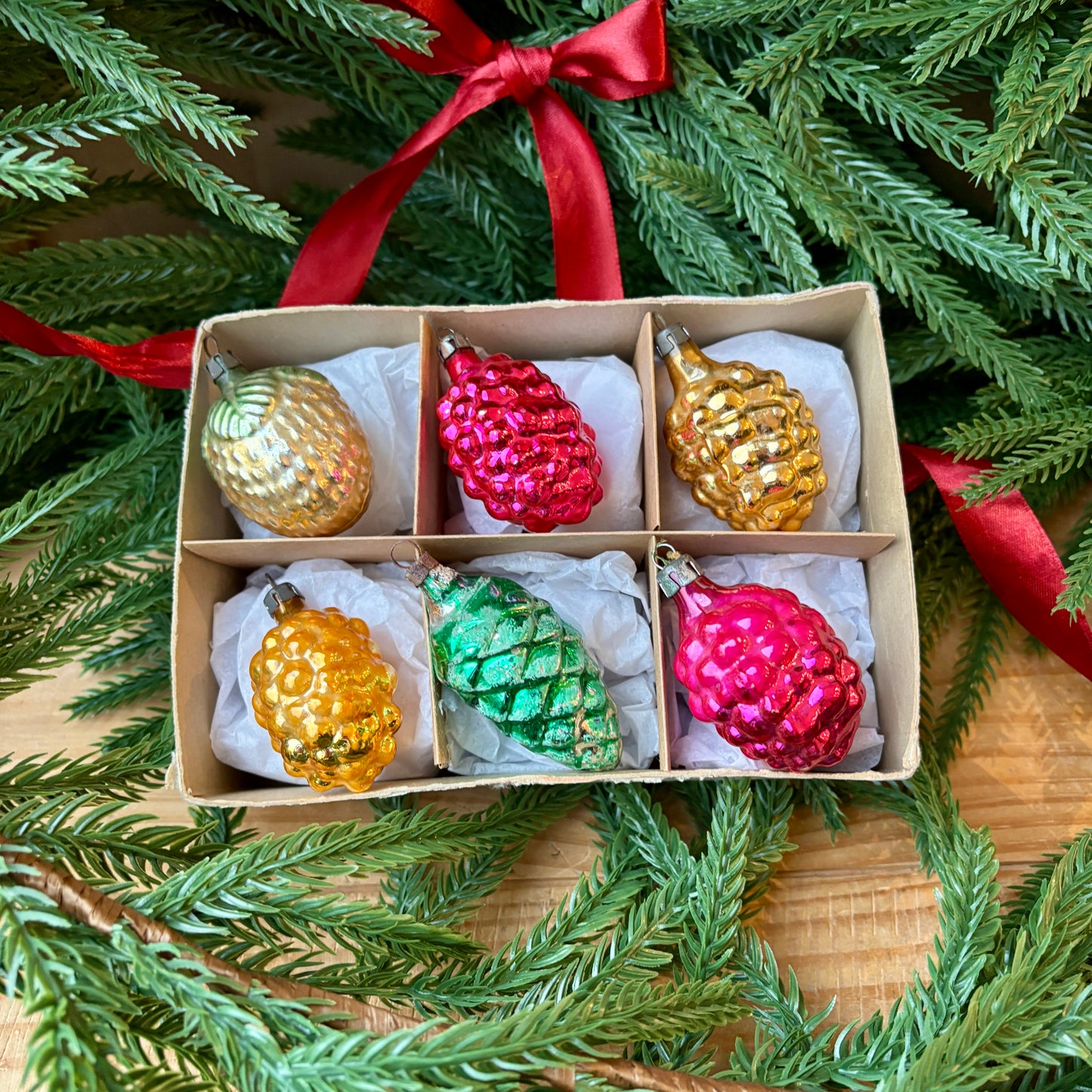 Six vintage grape baubles