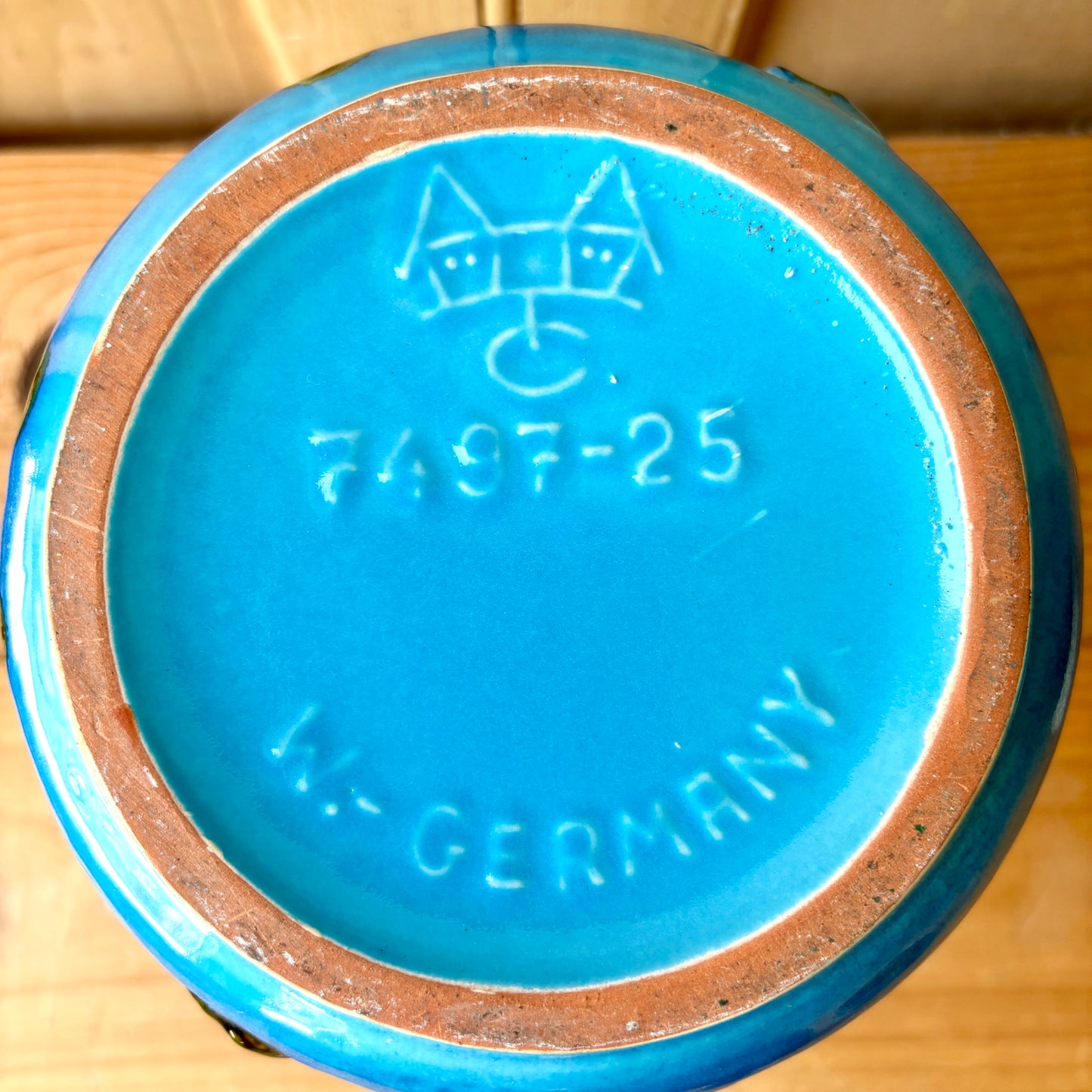 Very Rare West German Carsten Tonnieshof Vase 7497-25