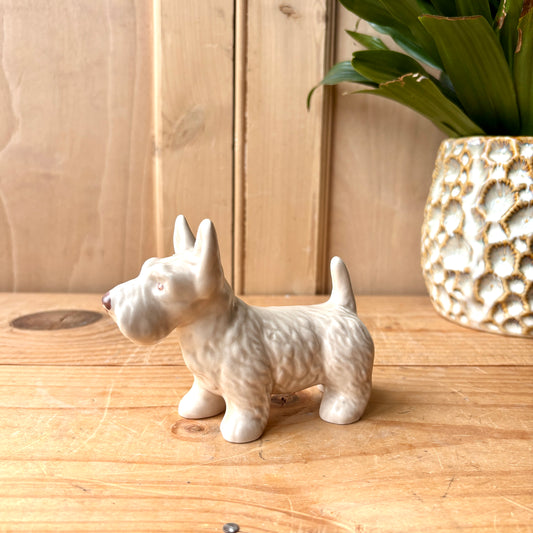 Vintage SylvaC Scottie model 145