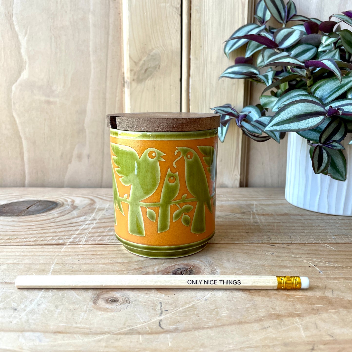 Hornsea Bird and Chick preserve pot
