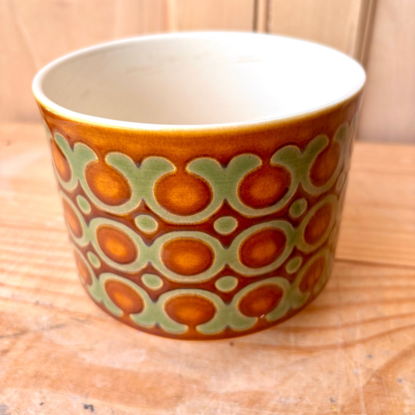 Rare Large Hornsea Fish Eye plant pot designed by John Clappison