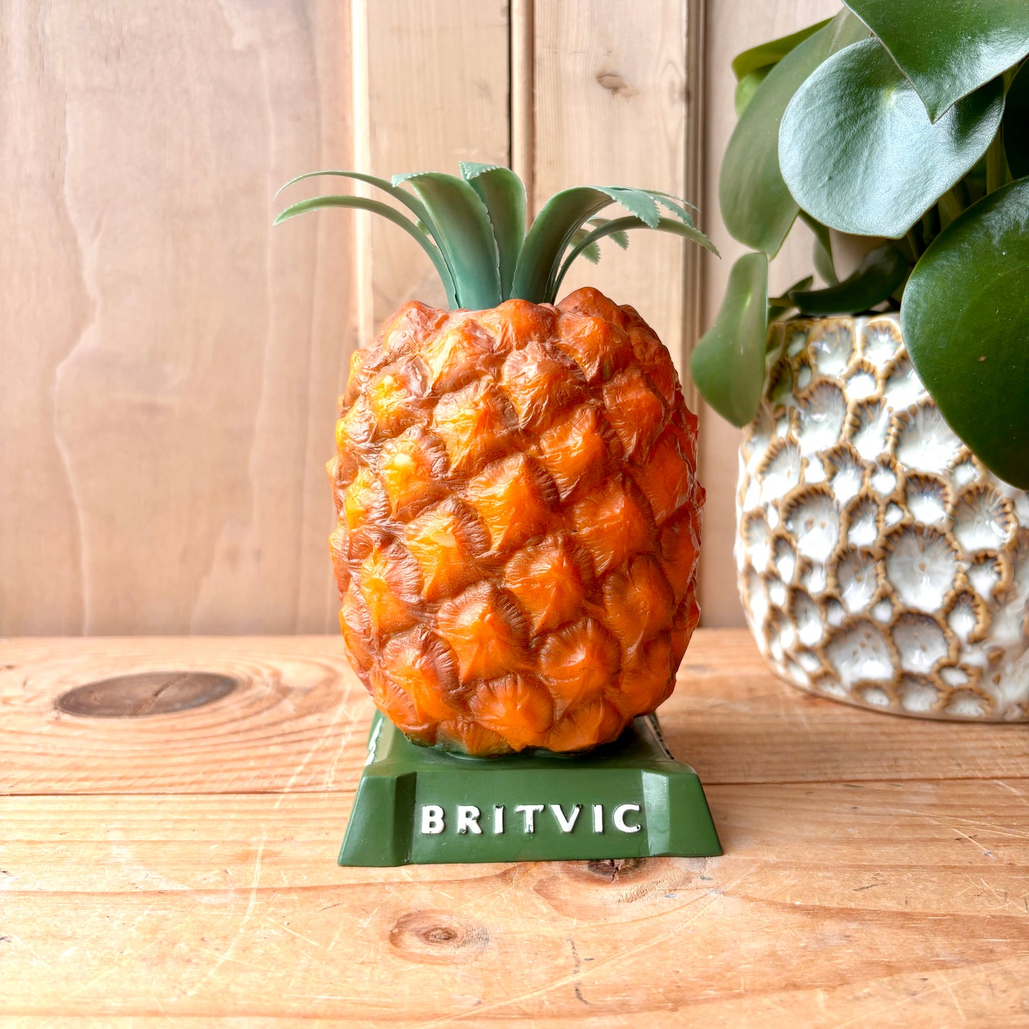 Vintage Britvic Pineapple Bar Advertisment
