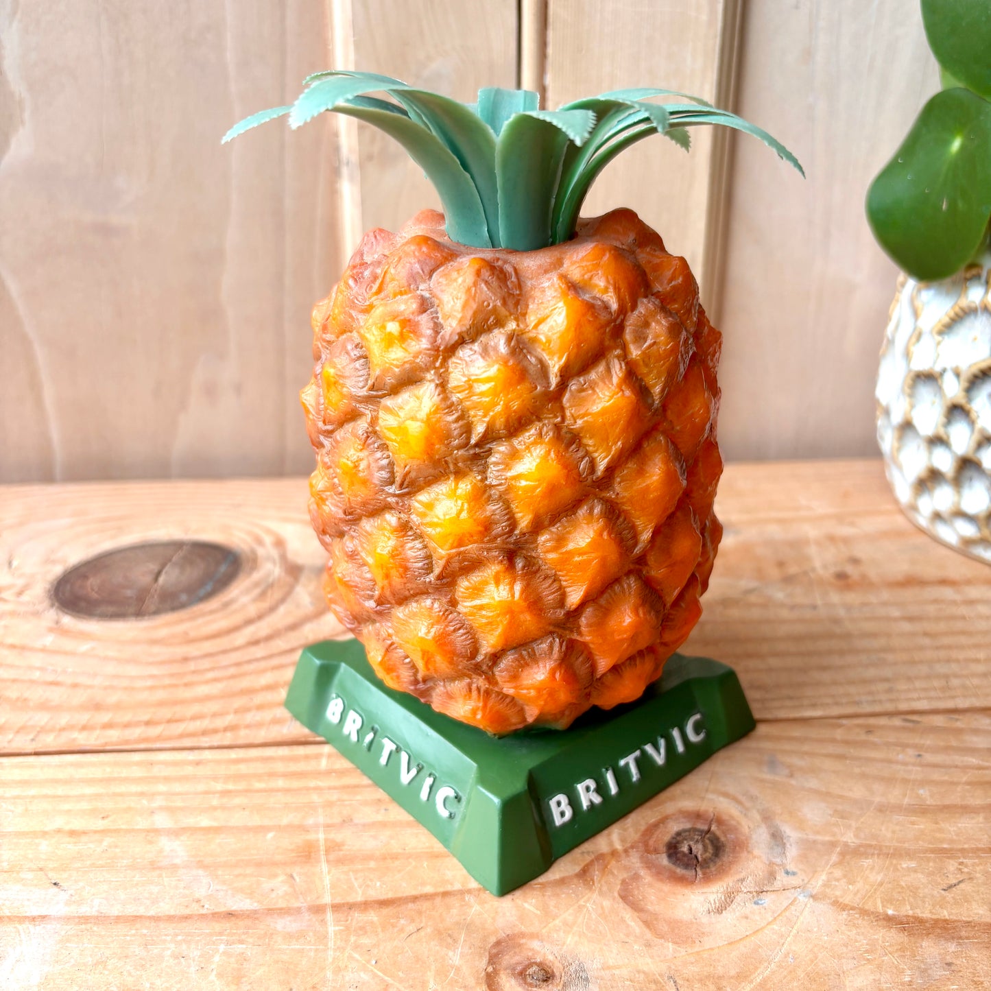 Vintage Britvic Pineapple Bar Advertisment