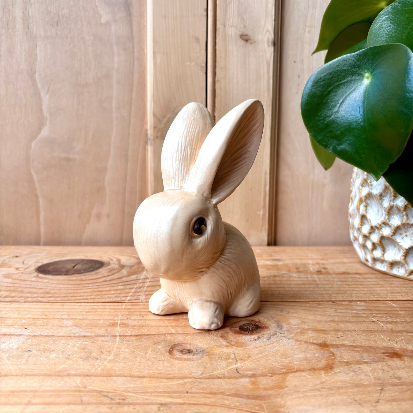 Vintage Sylvac style Bunny