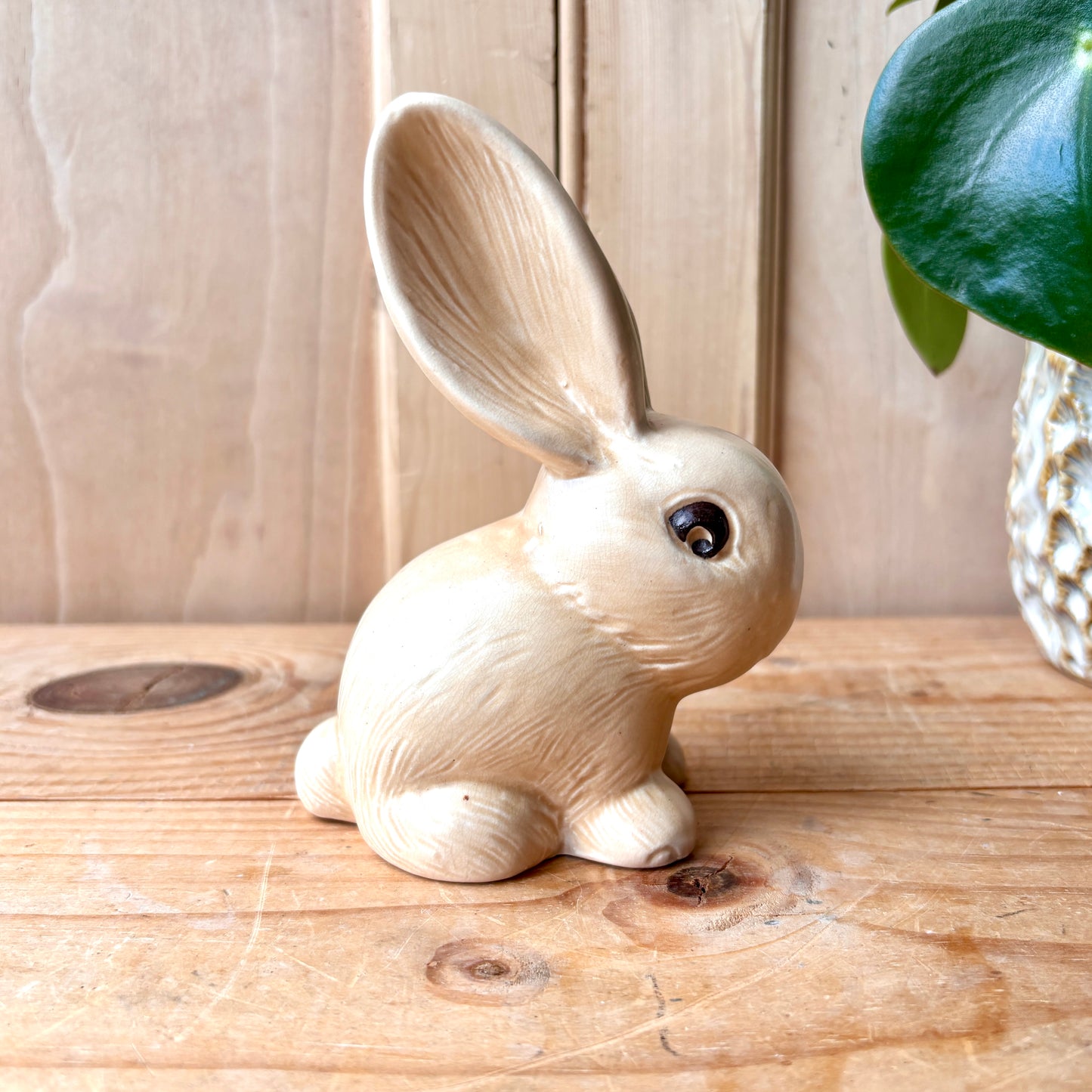 Vintage Sylvac style Bunny