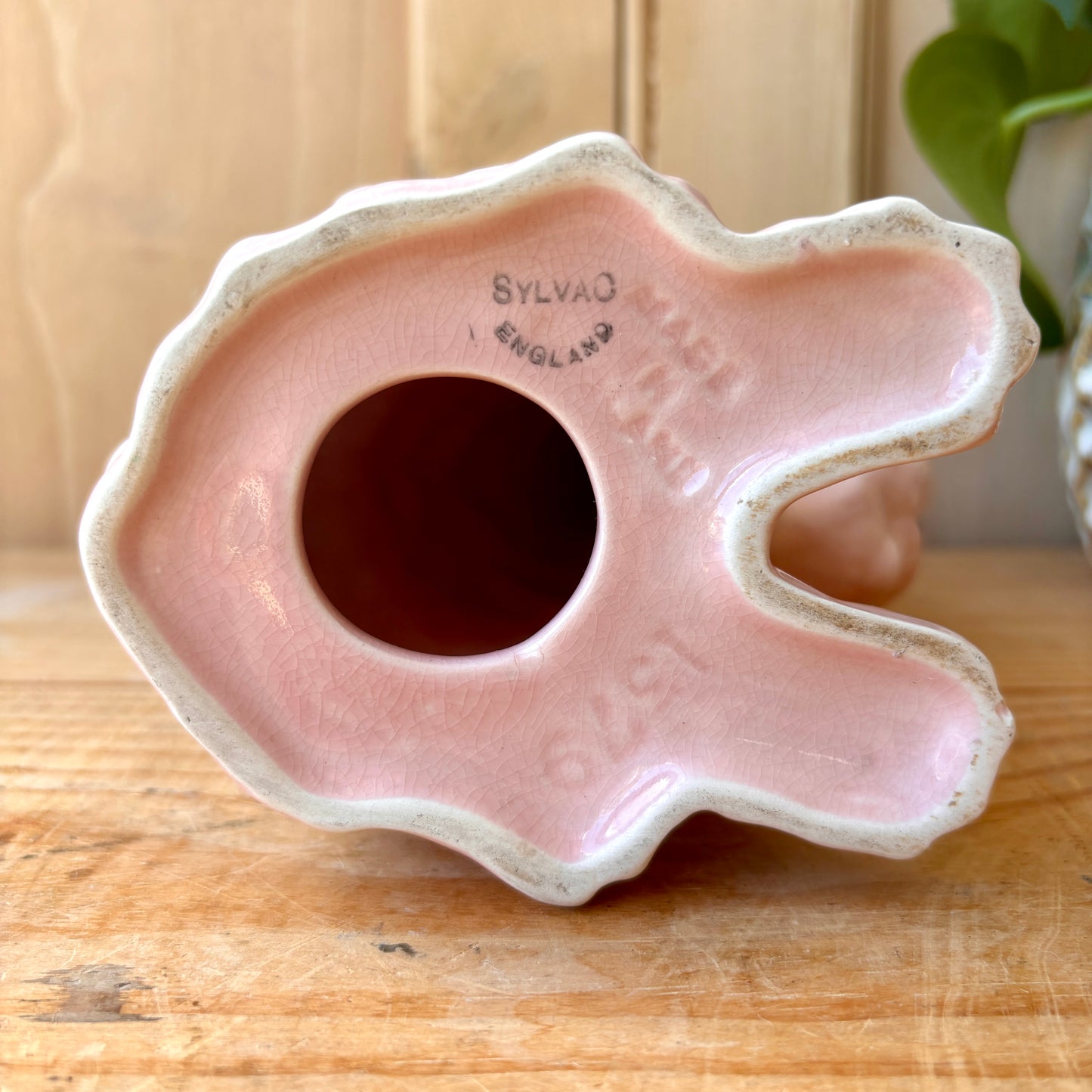 Rare Pink Sylvac Terrier model 1379