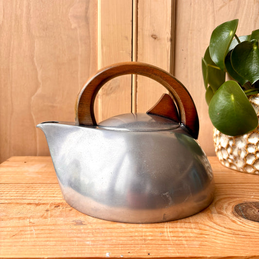 Newmaid Kettle
