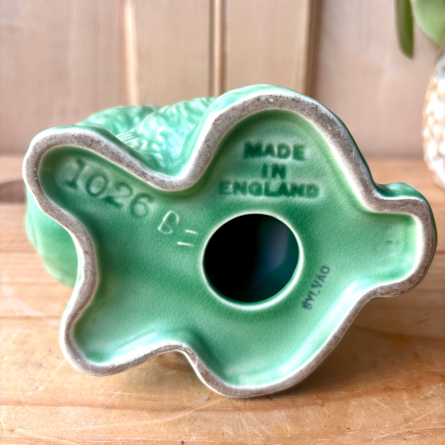 Vintage SylvaC Green Bunny model 1026
