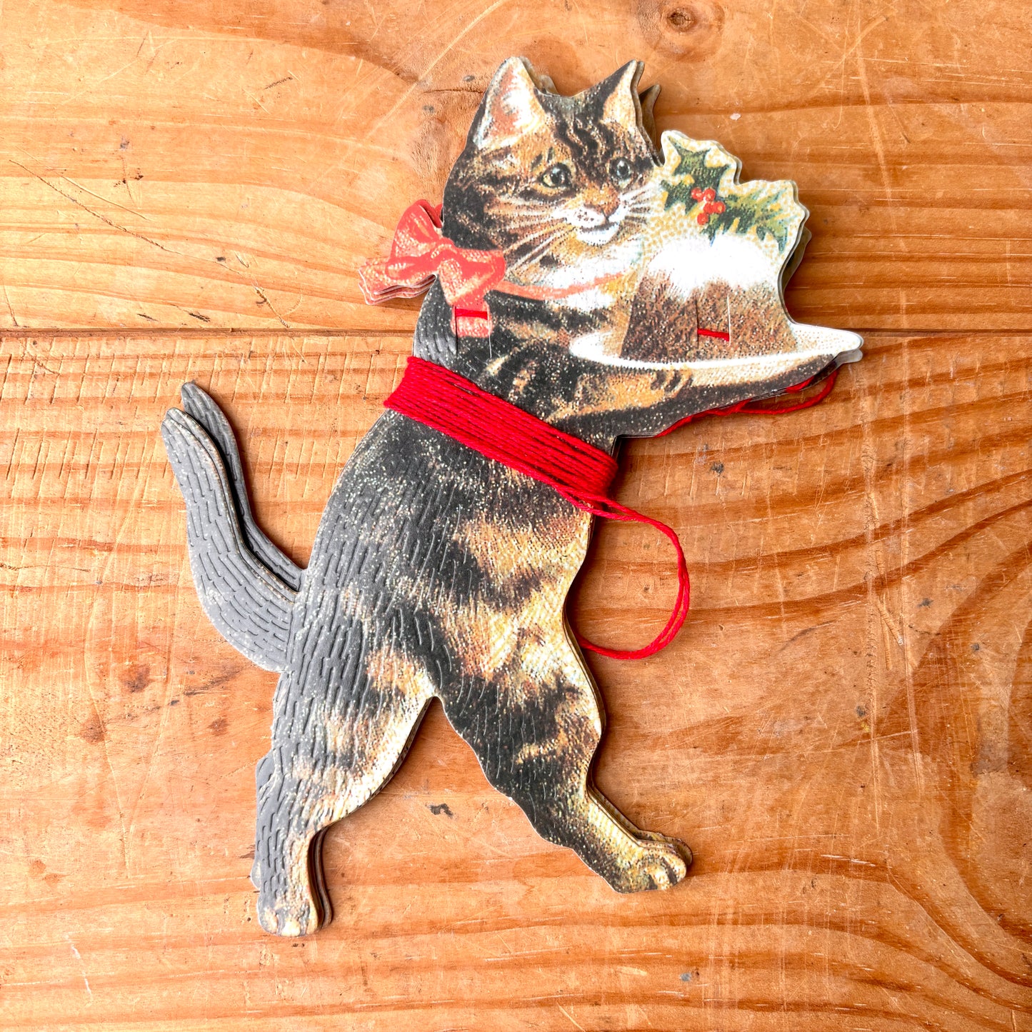 Vintage style Robin and Holly Garland