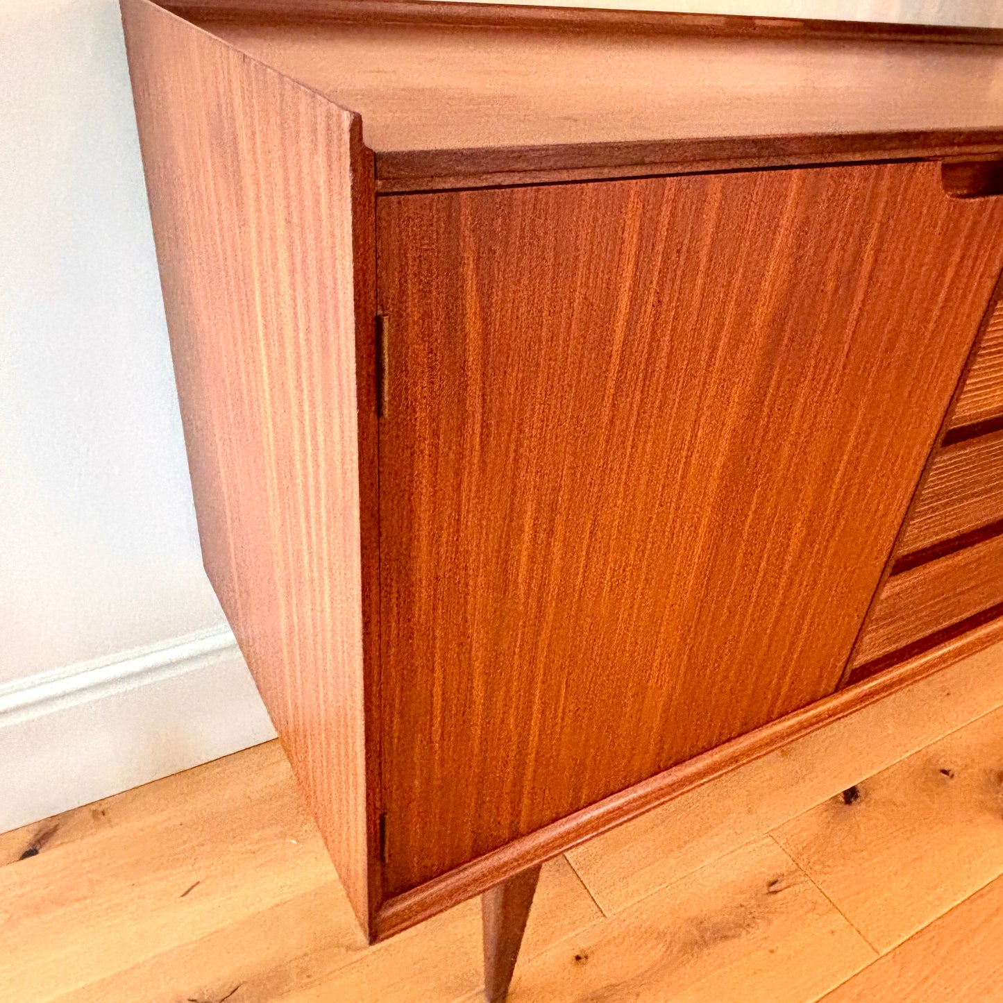 Vintage Richard Hornby for Heals of London Mid-Century Teak sideboard