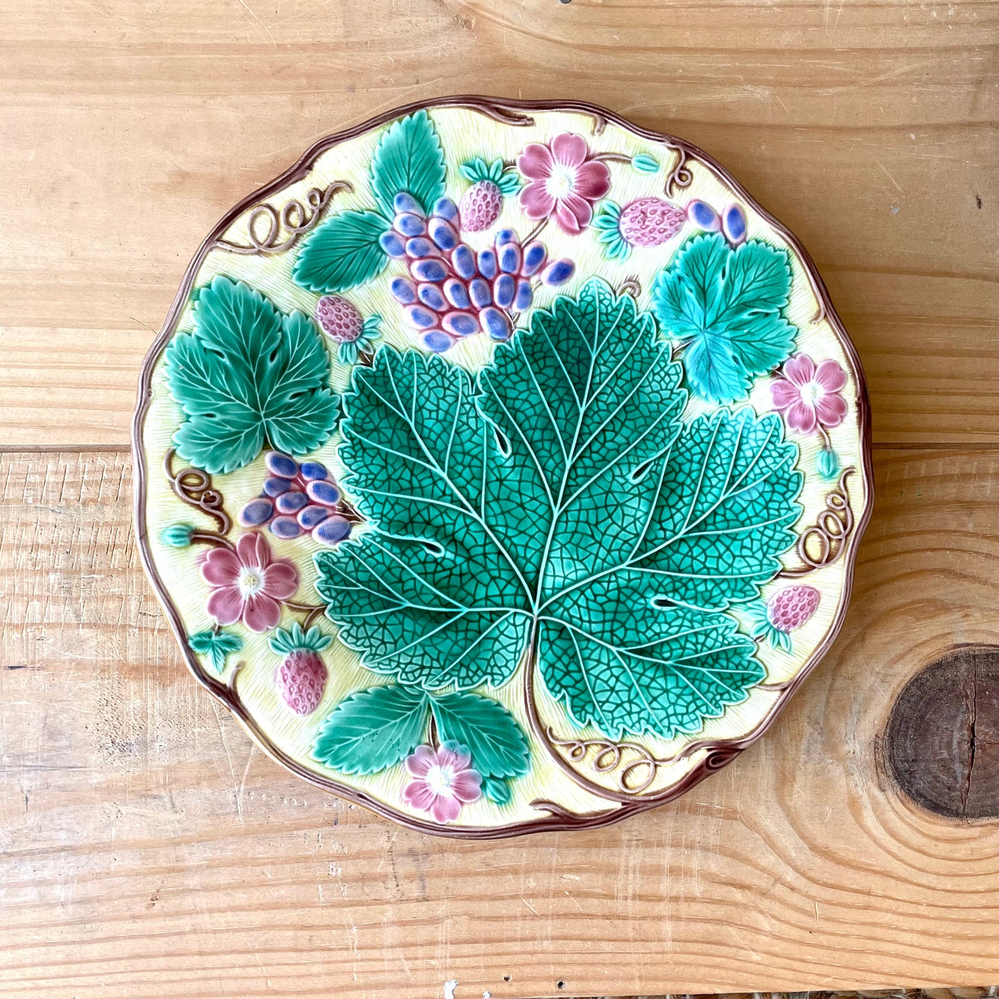 Antique Wedgwood Majolica plate "Strawberry & Vine"